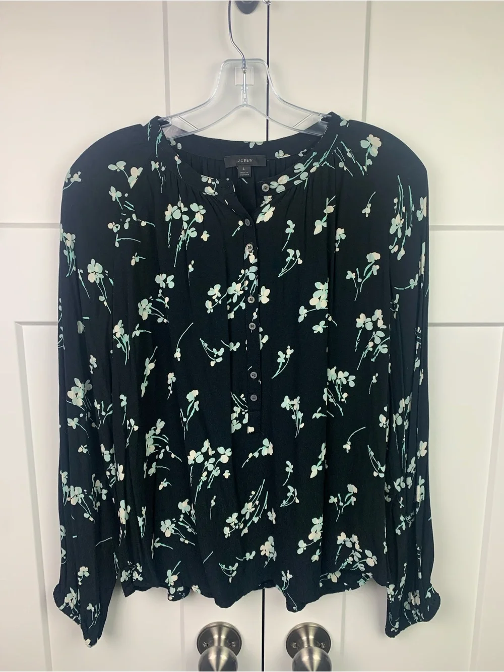 J.CREW Blouse L Dark Floral Long Sleeve Button popover preppy office feminine